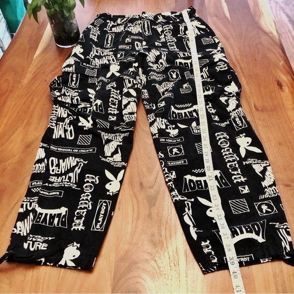 PLAYBOY Y2K Logo Cargo Pockets Black & White High Rise Wide Leg Pants Trousers. - Picture 15 of 16
